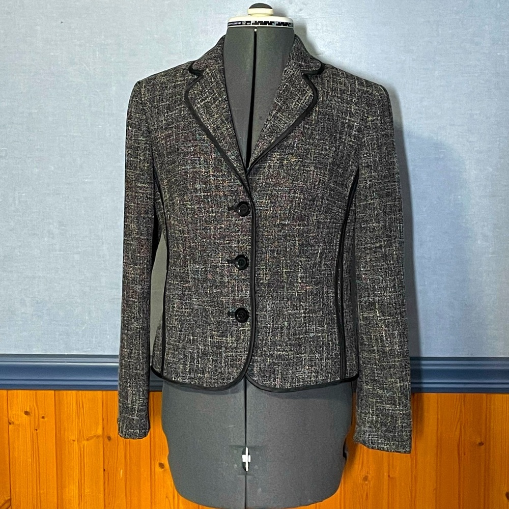 EUC-Evan Picone tweed jacket size 4P